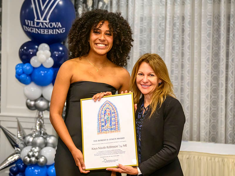 Dean Michele Marcolongo presented the 2024 Robert D. Lynch Award to Kaya Robinson ’24 ME.