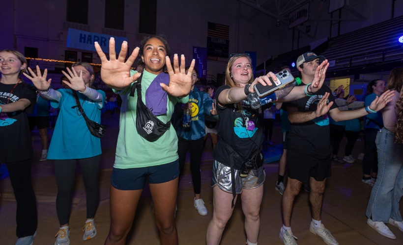 Students participating in NOVAdance fundraising event